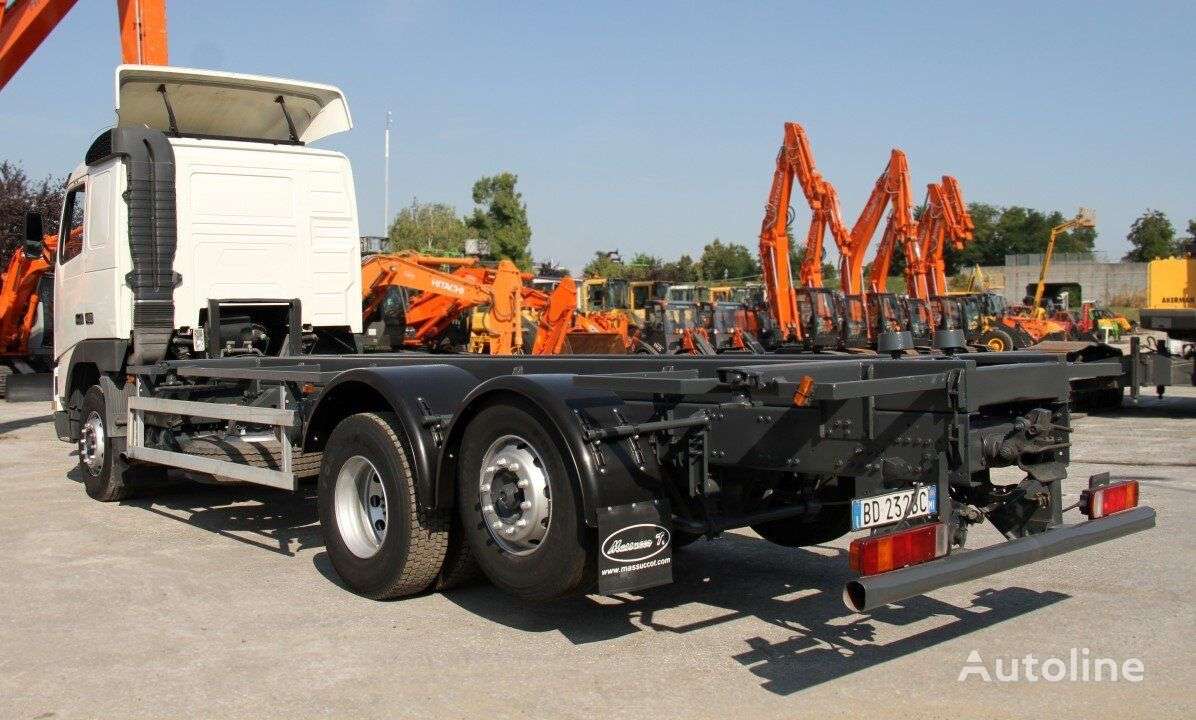 Camion telaio VOLVO FH12-420 - Photo 3