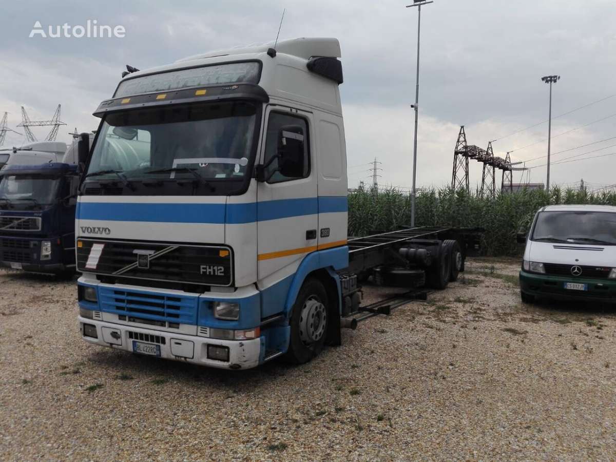 Camion isotermico VOLVO FH 12 380 - Photo 2