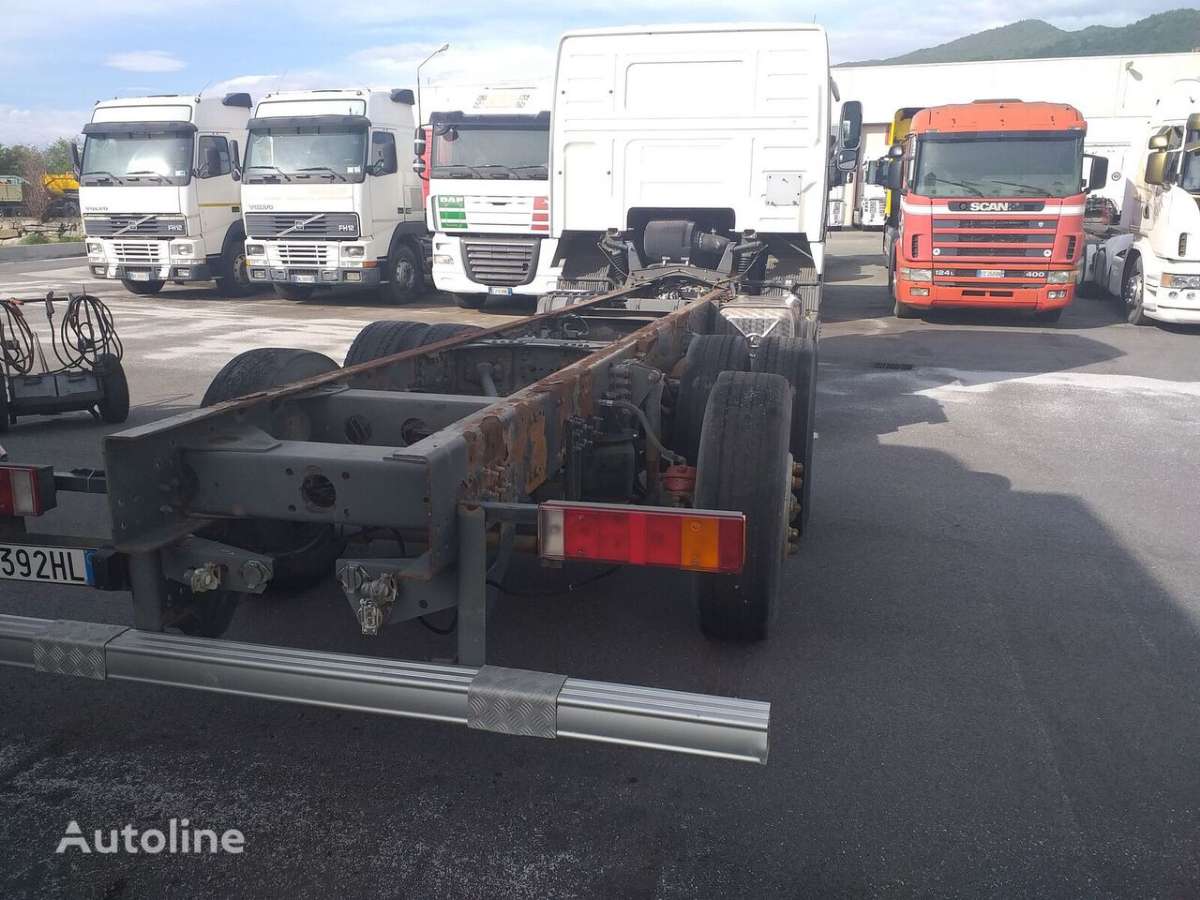 Camion telaio VOLVO FH12.340 - Photo 6