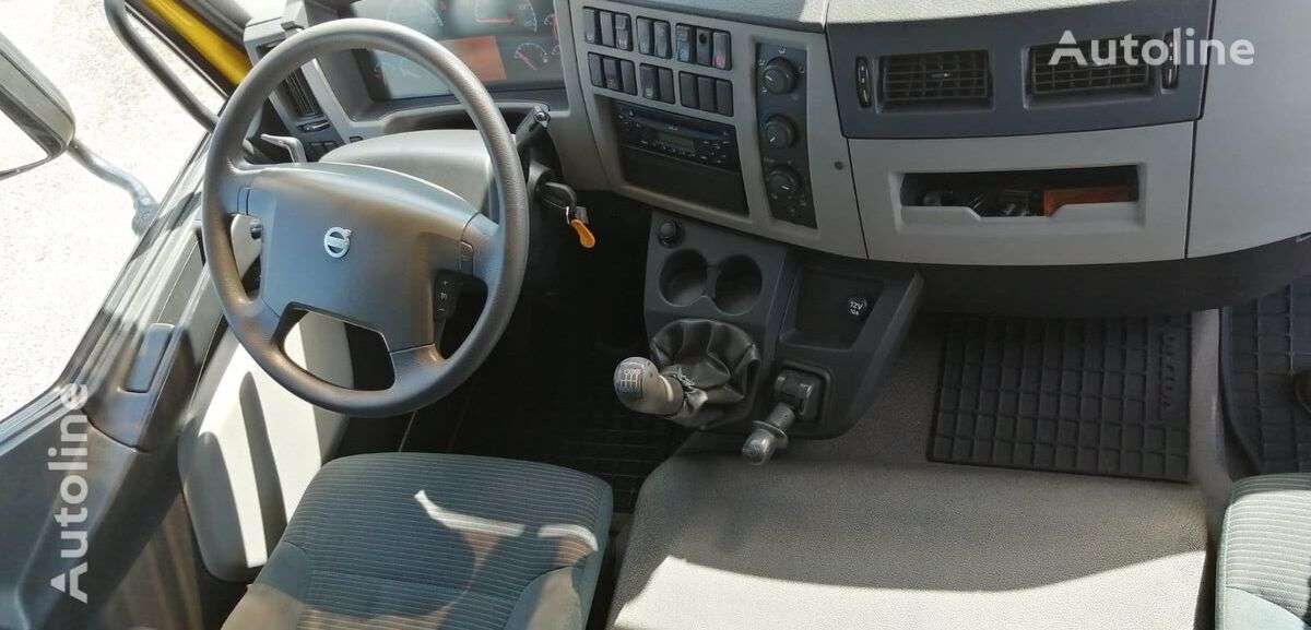 Camion telaio VOLVO FL280 4X2 - Photo 15