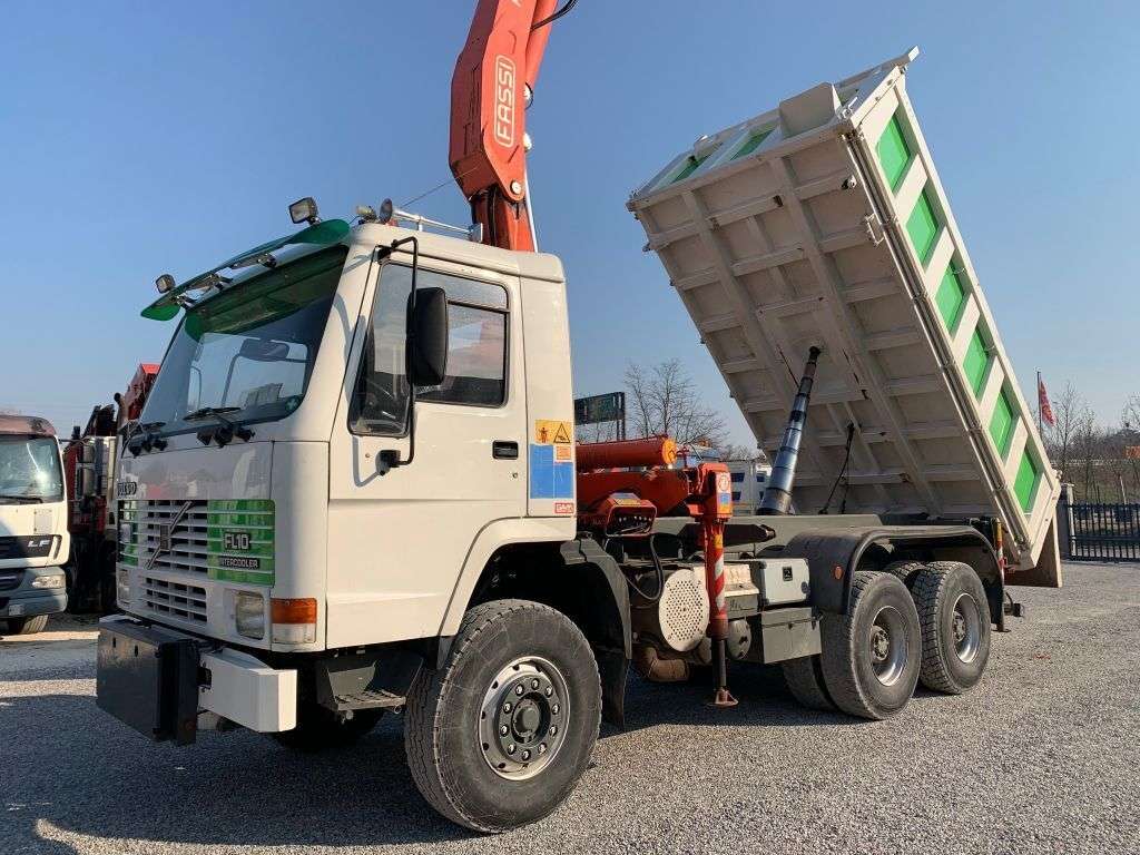 Camion ribaltabile VOLVO FL10-360 FL10.360 6x4 + FASSI F300 - Photo 11